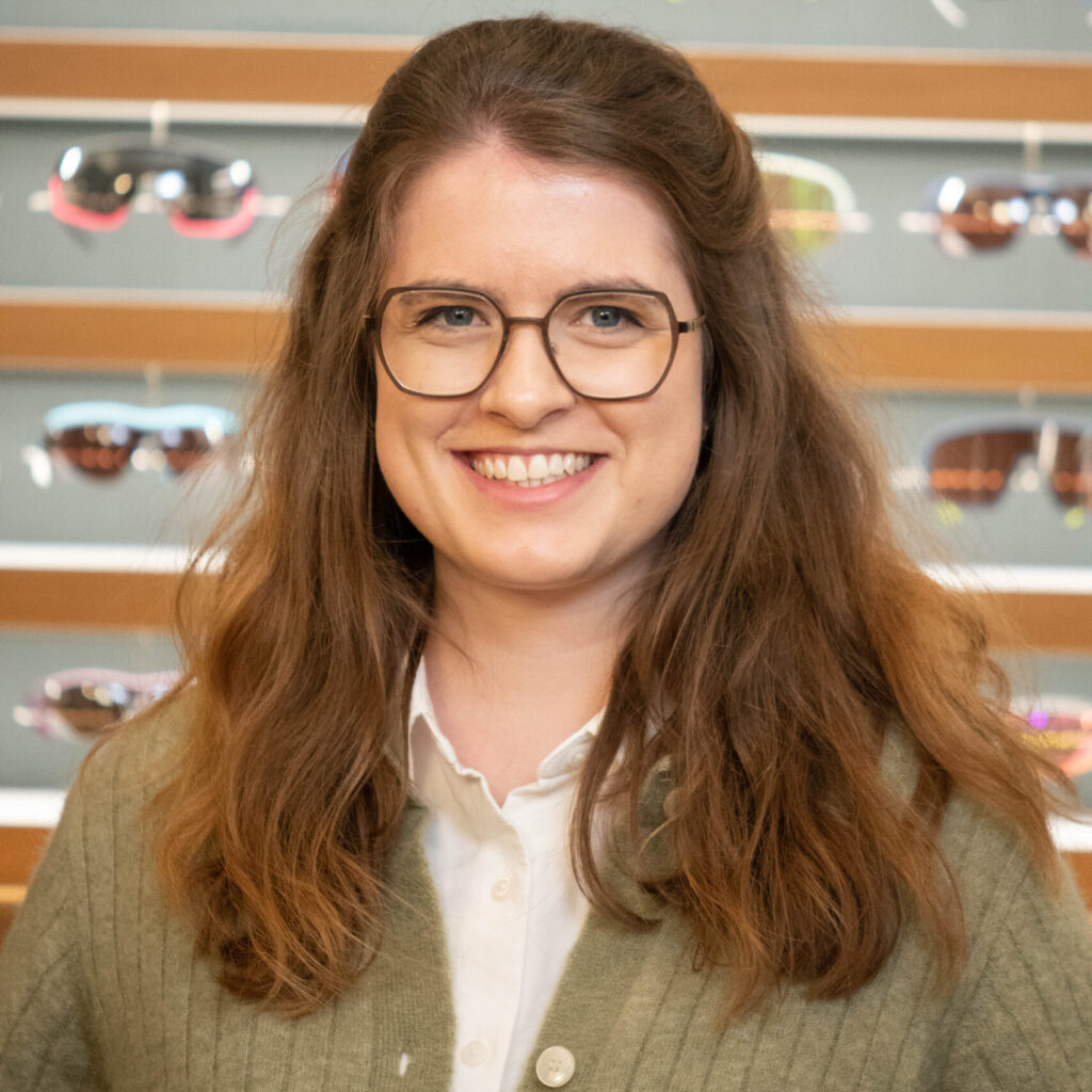 Anna-Lena Weber, Augenoptikerin